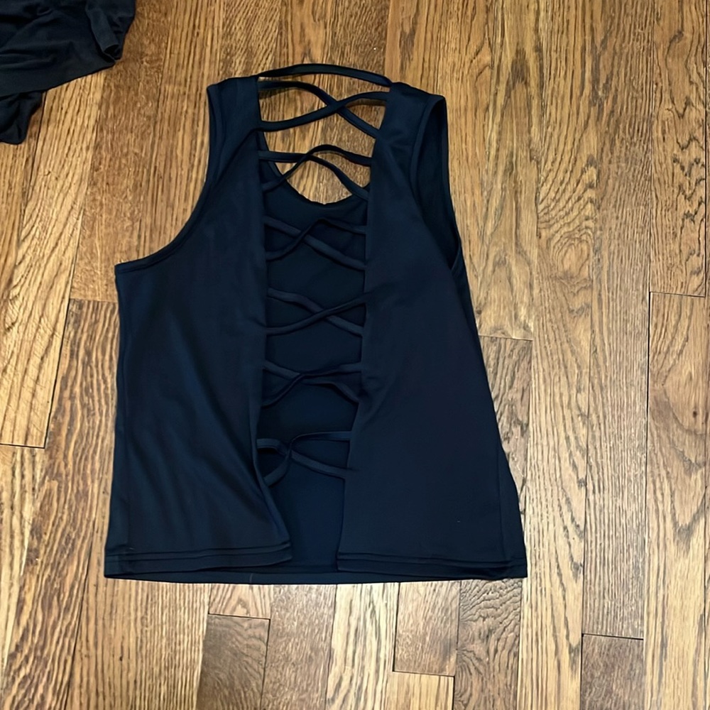 EUC BORN PRIMITIVE Crop top with cross cross back, size M